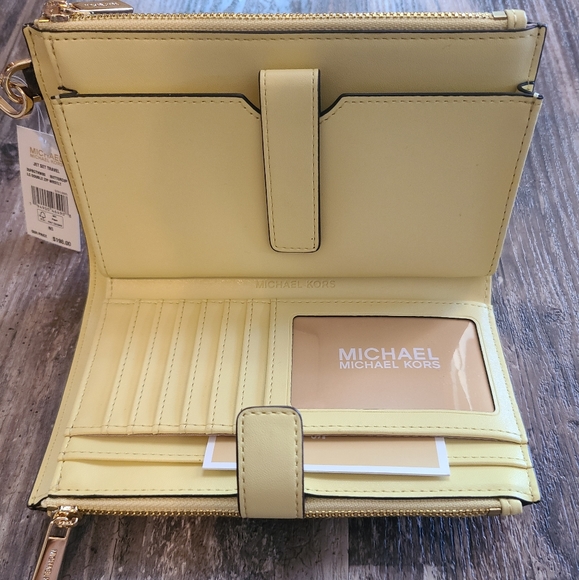 Michael Kors Handbags - Michael Kors, Double Zip Wristlet